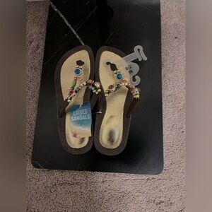 Jeweled Ladies Thong Sandal . Size 7/8